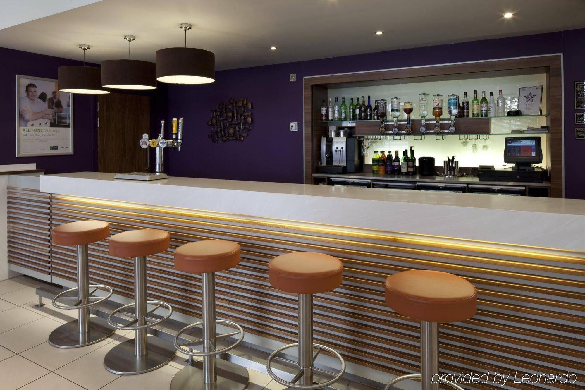 Holiday Inn Express Walsall M6, J10 By Ihg Extérieur photo